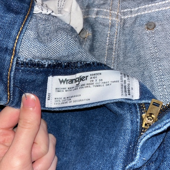Wrangler bootcut men work jeans - Picture 3 of 4